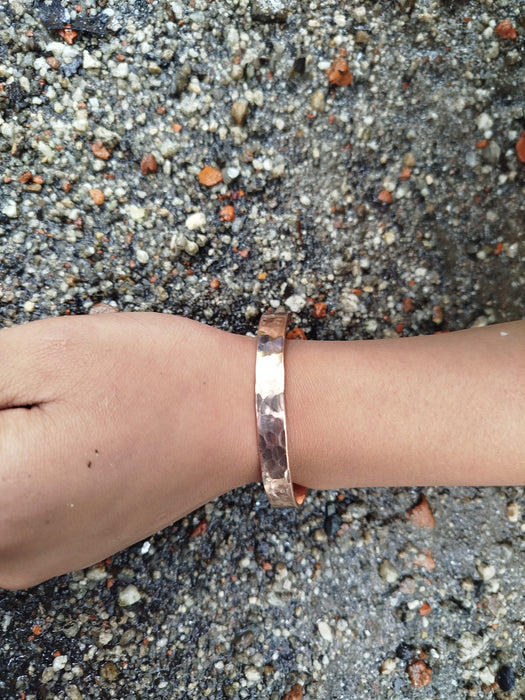 handbeaten copper bracelet