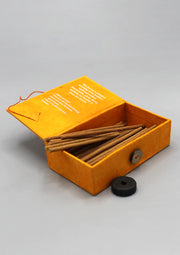 Himalayan Cedar Incense in Lokta Gift Box - Traditional Buddhist Blend - 1