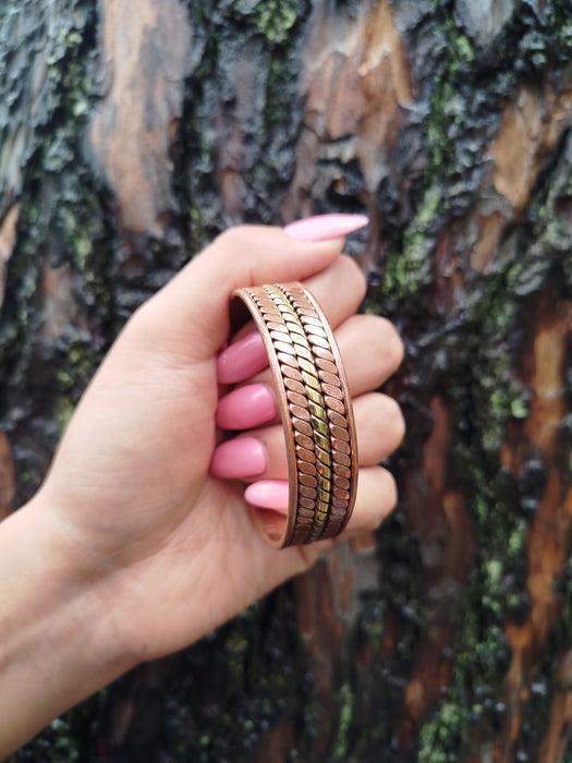 Handbeaten and brass, Hand Forged 100% Pure Copper Bracelet. Solid Copper Arthritis Relief Bracelet