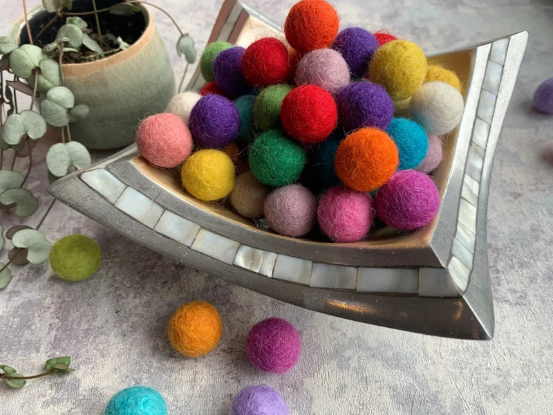 2cm Eco-Friendly Wool Felt Balls