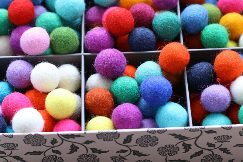 2cm Wool Felt Balls for Garland Making 4