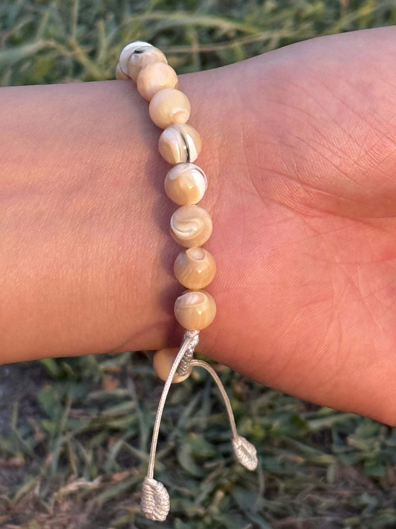 Mother of Pearl Bracelet – Natural 8mm Beaded Stretch Bracelet