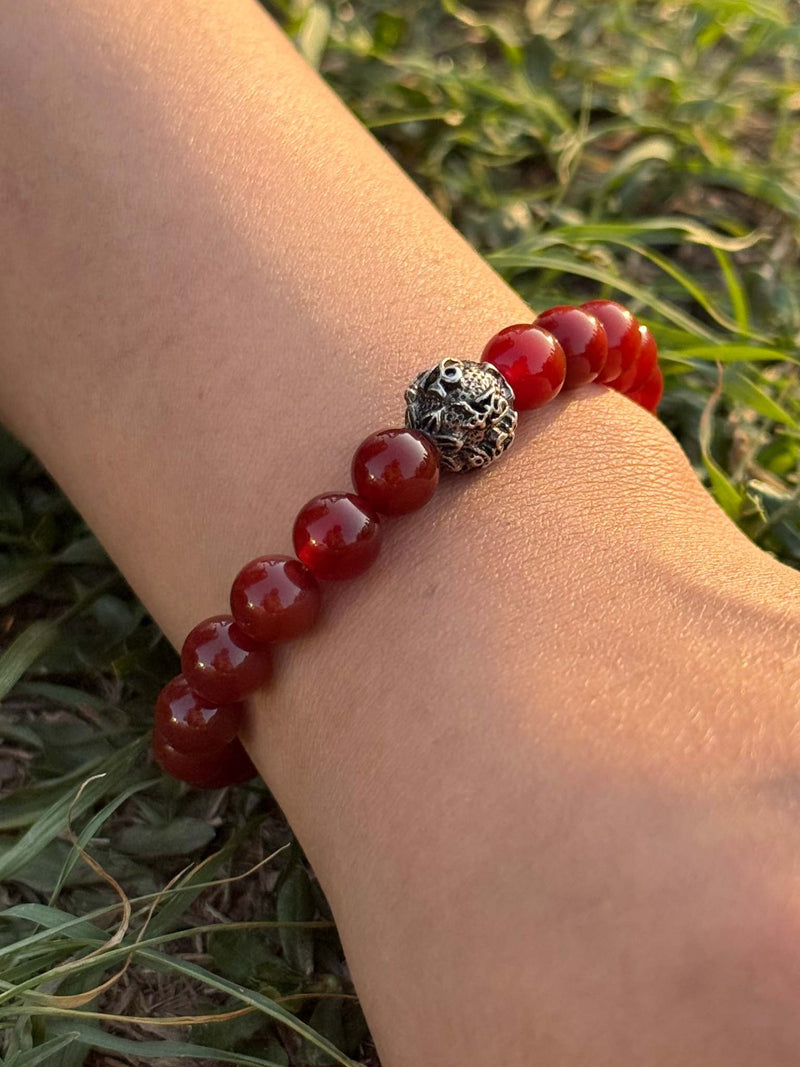 Red Carnelian Gemstone Bracelet with Guru Bead – 8mm Stretch Bracelet