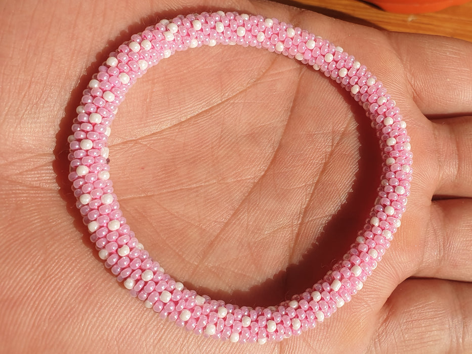 BeadsJoy Nepal Bracelets Pink dotted spot BJHNPB17